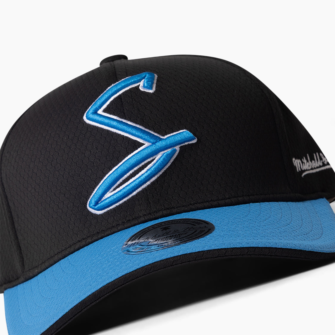 Adelaide Strikers On Field Lowpro Youth